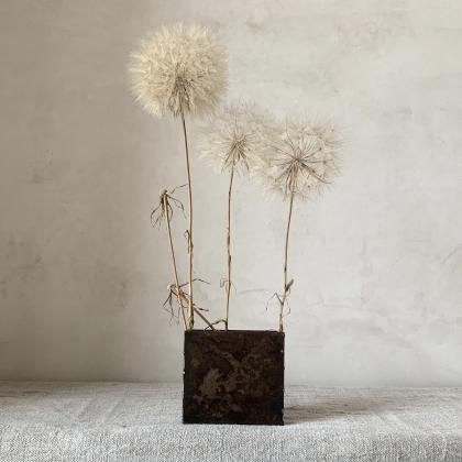 memories holder | iron retangular object for dry flowers, papers, notes, memories 